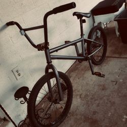 Bmx 21 Inch Top Tube Frame. Light Weight