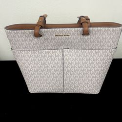 Michael Kors Bedford Medium Vanilla Acorn Tote