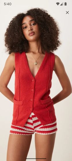 Red Knit V-Neck Vest
