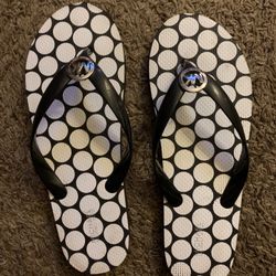 MICHAEL KORS Sandals - Size 10