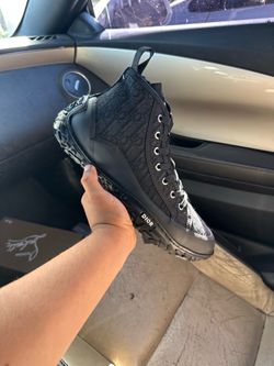 Dior b28