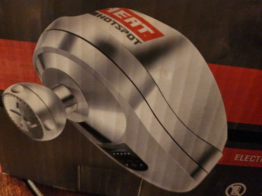 IHeat 2.5kw 1.5 gpm Electric Shower Head Tankless Water Heater