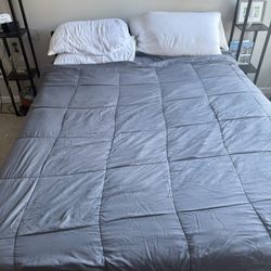 Queen Bed Sets (make Offer)