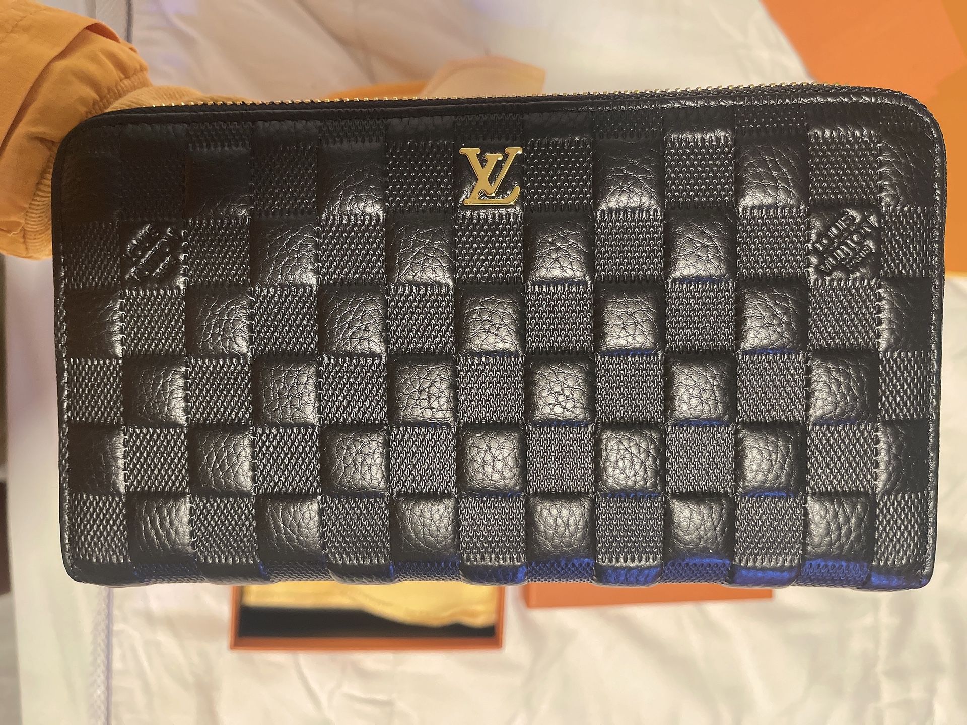 Louis Vuitton Wallet on Chain Ivy for Sale in Garden Grove, CA - OfferUp