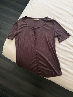 Women’s brown shirt