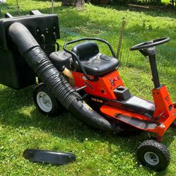 Ariens 1028 Riding Lawnmower 