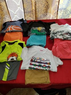Boys sets size 5/5T
