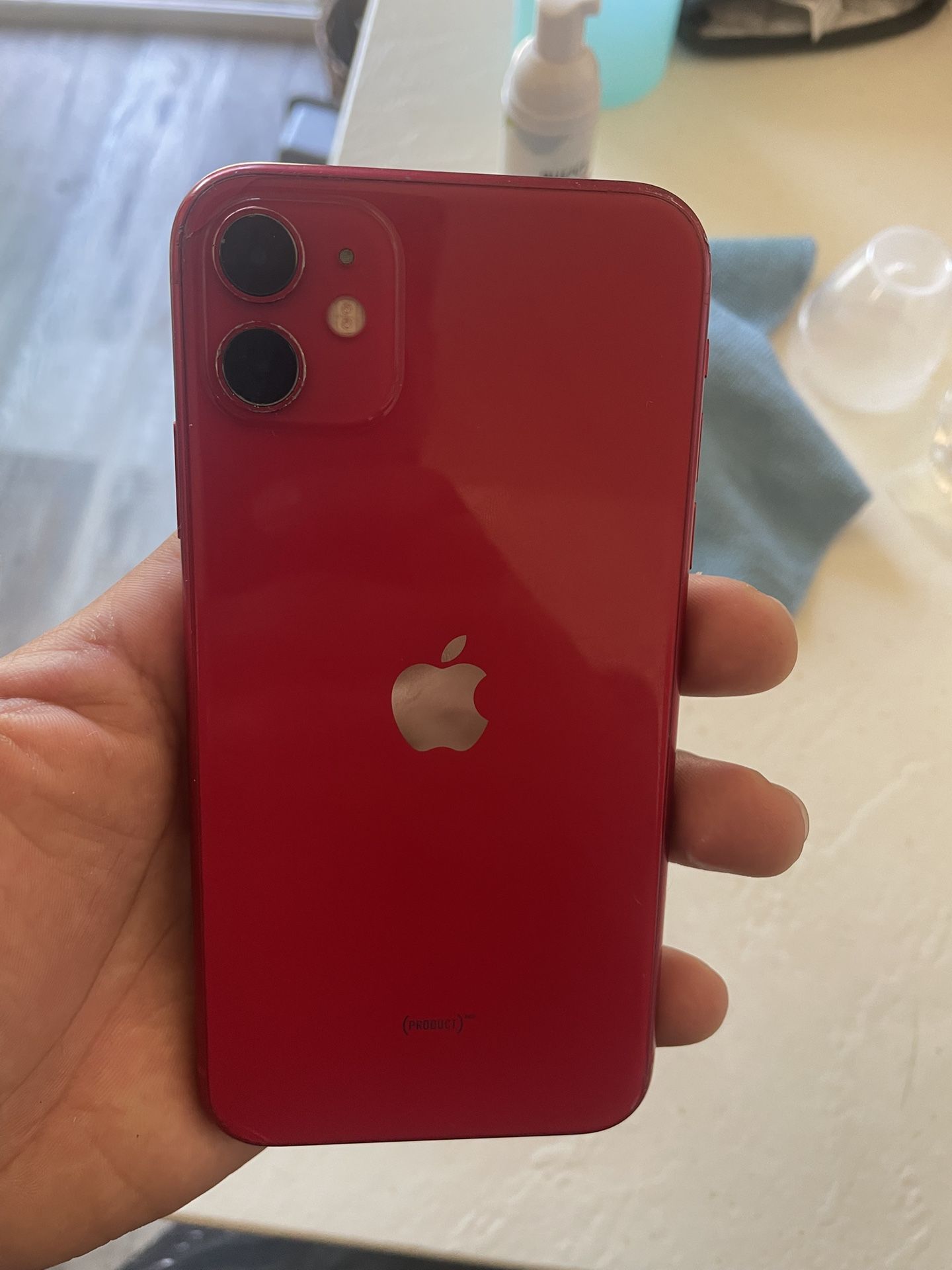 iphone 11 Red
