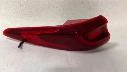 2017 2018 2019 KIA SPORTAGE LEFT  PANEL TAIL LIGHT OEM USED