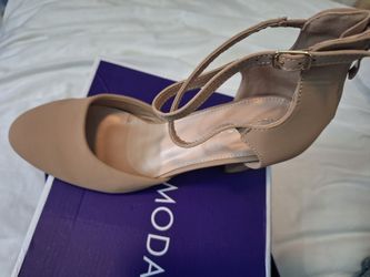Top Moda Size 10 Nude Shoes