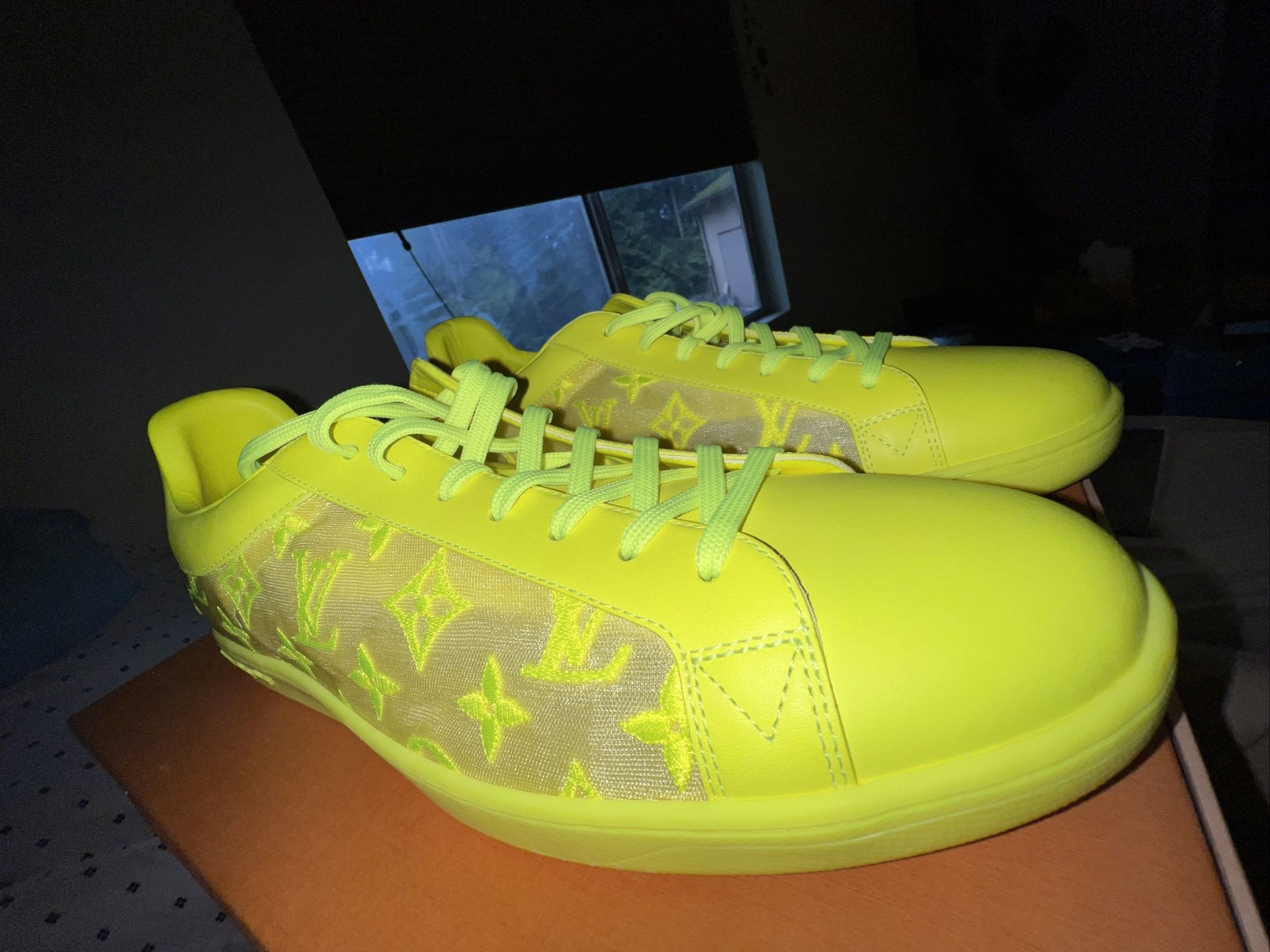 Louis Vuitton With Og Box And Bags Yellow Tattoo Translucent