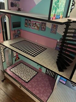 L.O.L. Surprise Malibu Mansion Dollhouse
