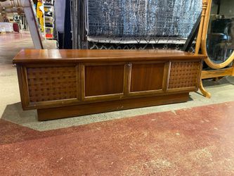 LANE Vintage Mid-Century Modern Perception Cedar Chest