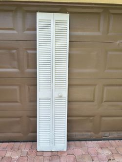 18" x 80" Louver Bifold Closet Door