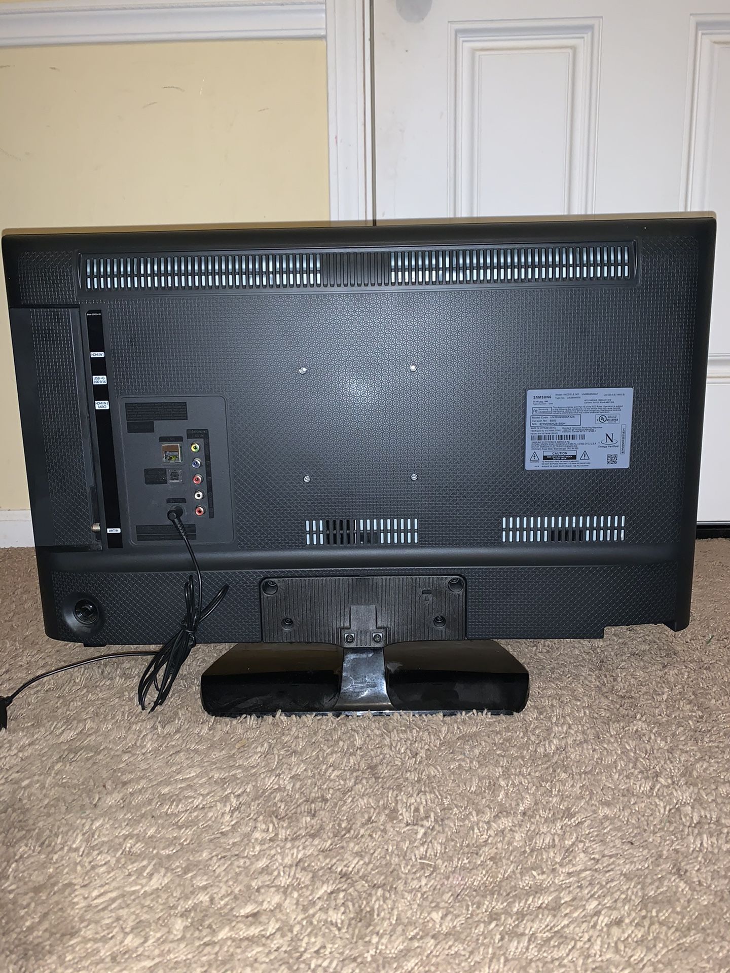 samsung-28-inch-tv-with-remote-for-sale-in-powder-springs-ga-offerup