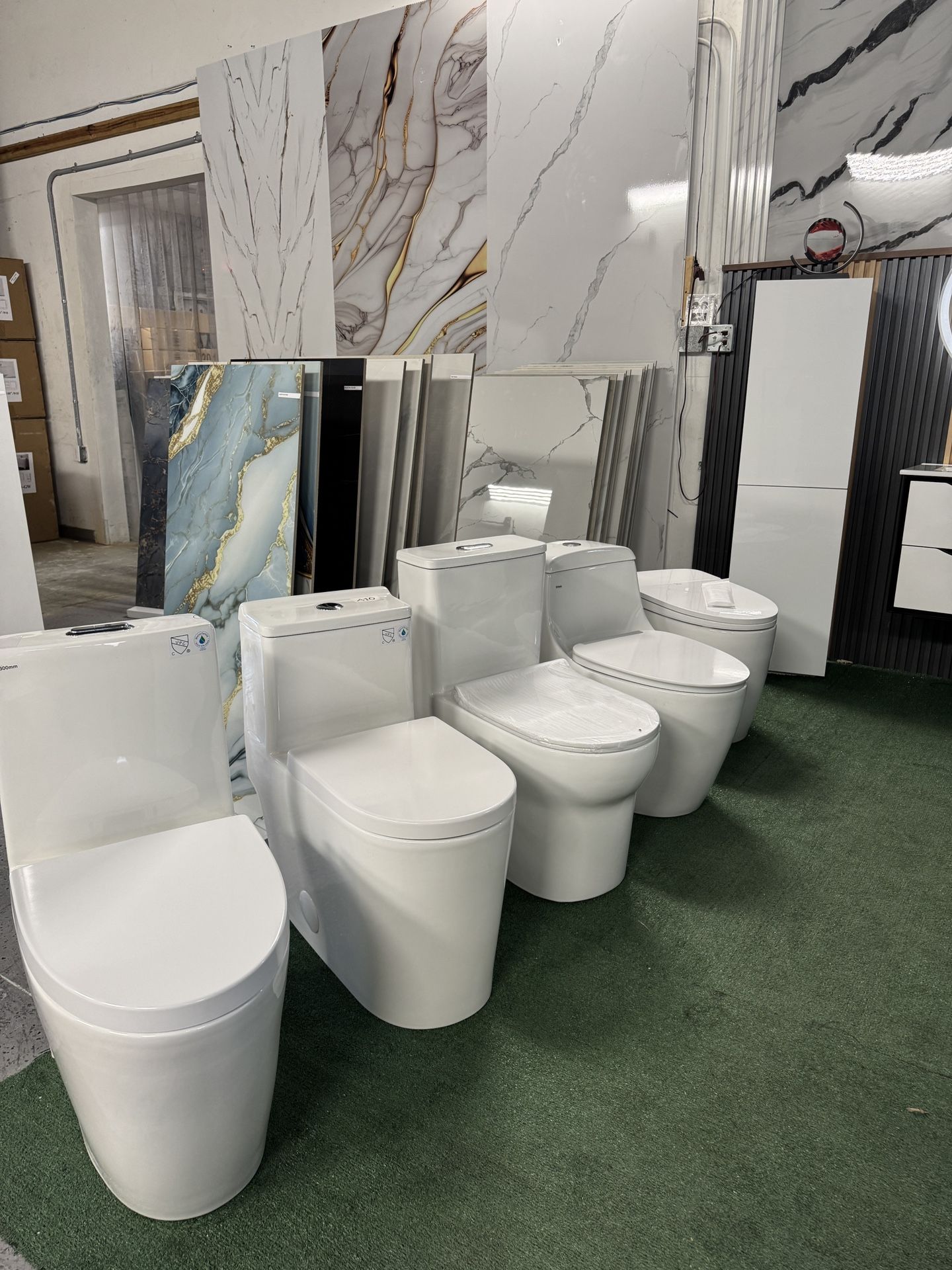 One Piece Toilet