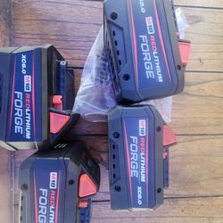 Milwaukee Red Lithium Forge