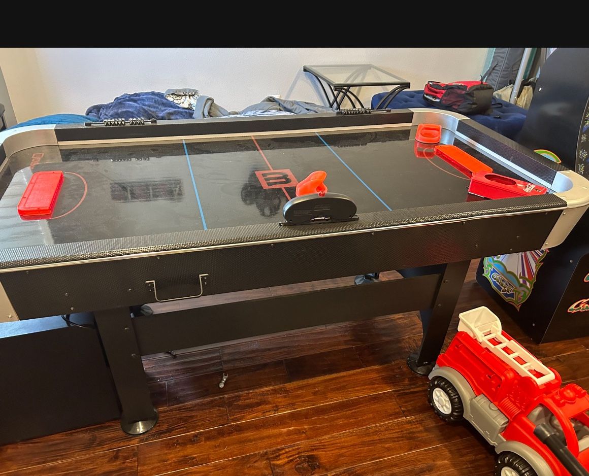 Air Hockey Table 