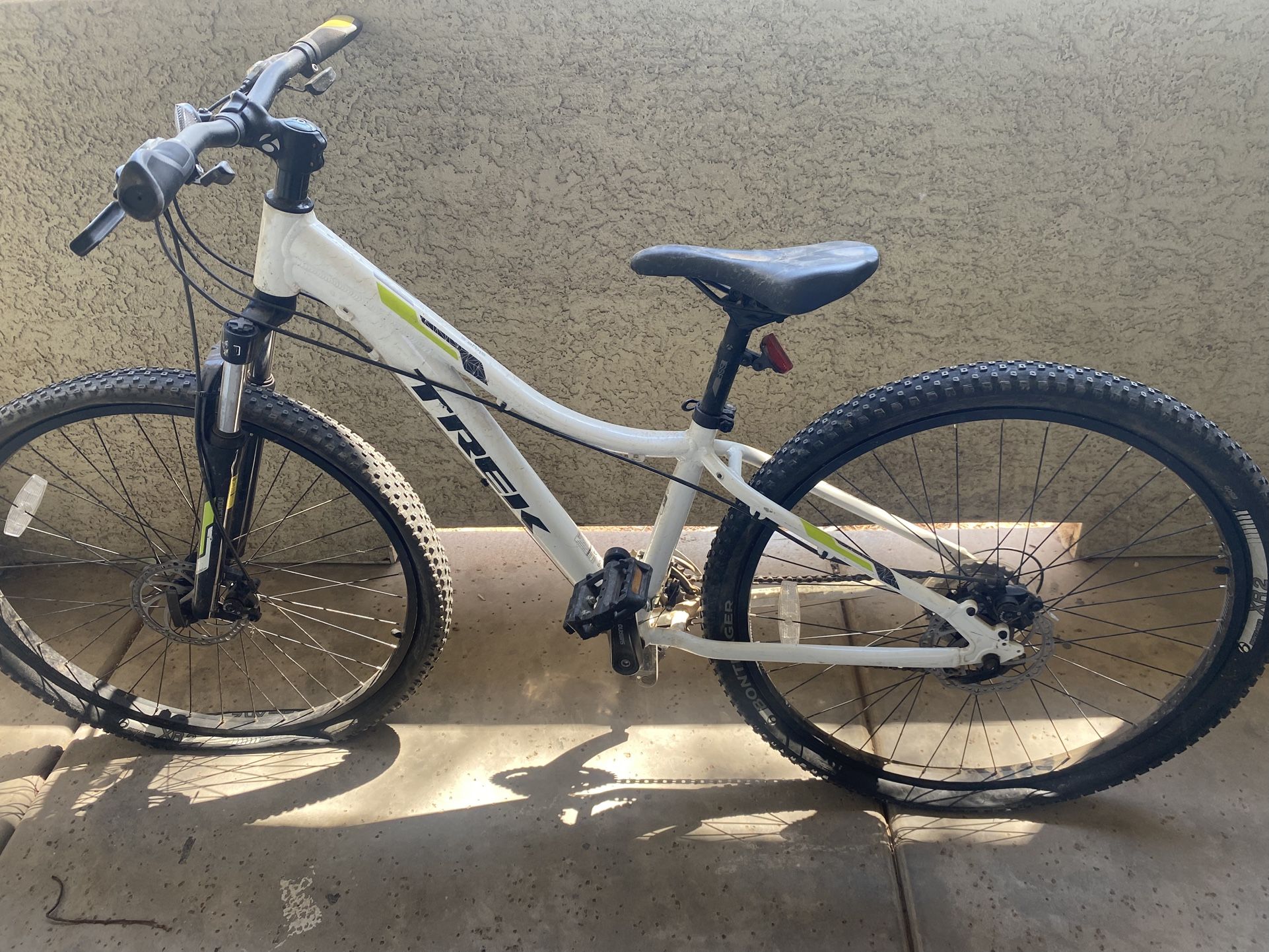 Trek Skye S