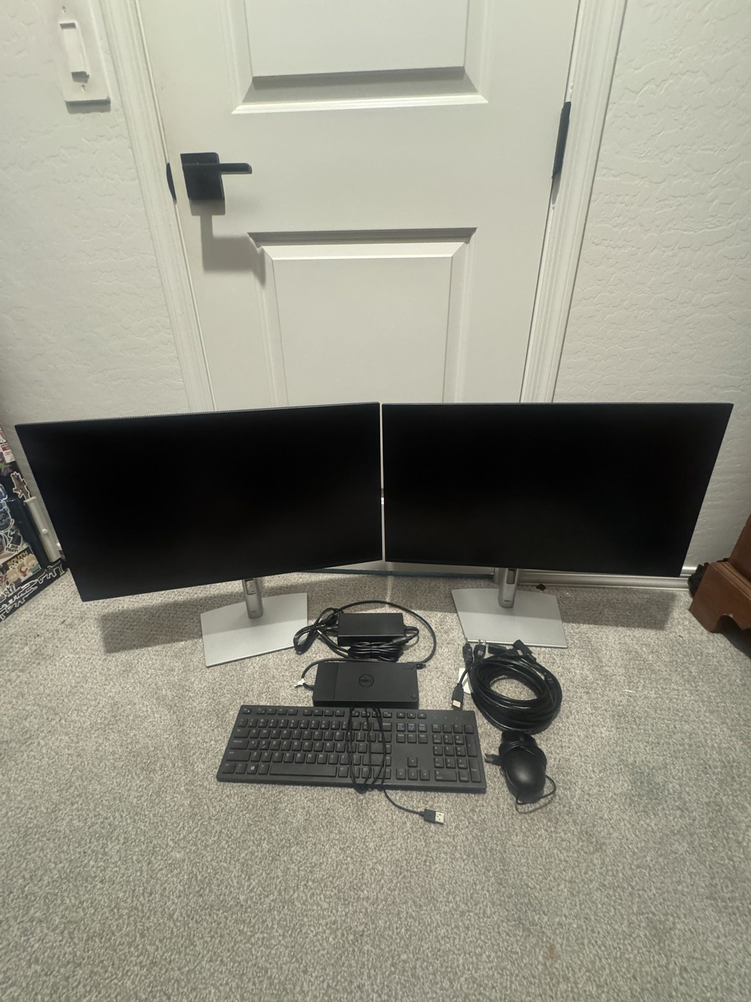 Dell 27” HD computer monitors And Docking Station 