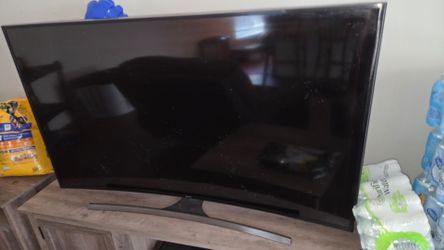 Samsung 65-in curved screen 4K