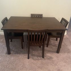 Potterybarn Kids Table and 4 chairs