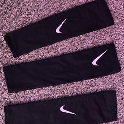 3 Nike Arm Sleeves 