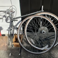 VINTAGE BIKE/BICYCLE 