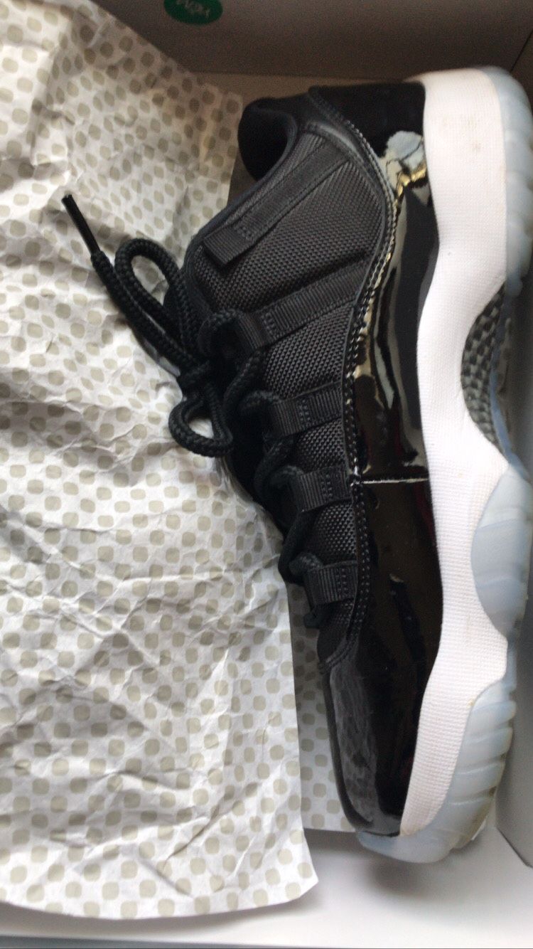 Retro 11 Low