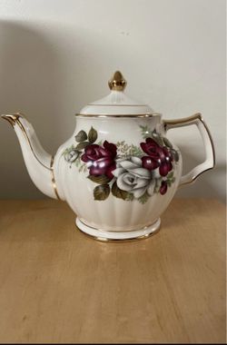 Sadler Teapot