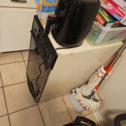 Trash compactor old school still works great