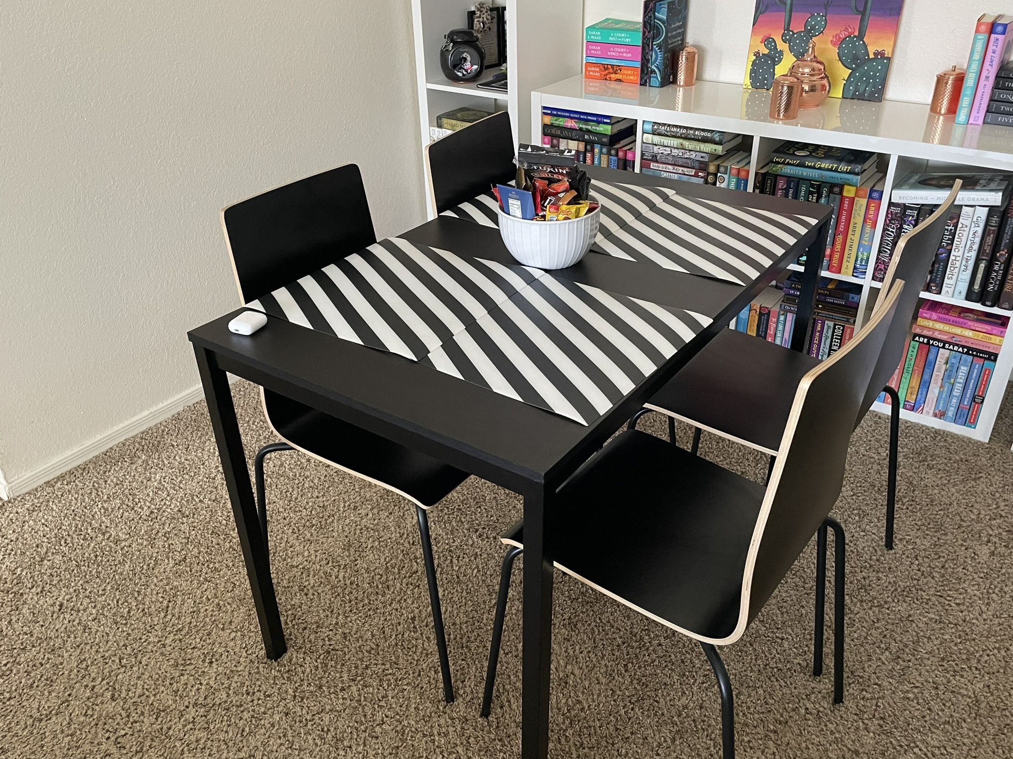 Dinning Table