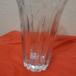 Beautiful carved crystal glass vase