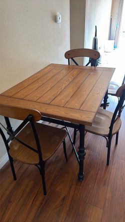 Farmhouse Dining Table Set with 4 Chairs