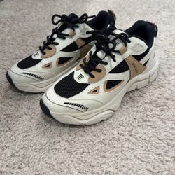 Steve Madden Chunky Dad Sneakers