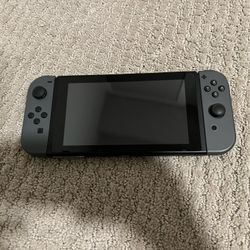 Nintendo Switch + Zelda Case