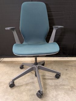 Steelcase Series 1 Modern Ergonomic Task Chair Teal Fabric Grey Base