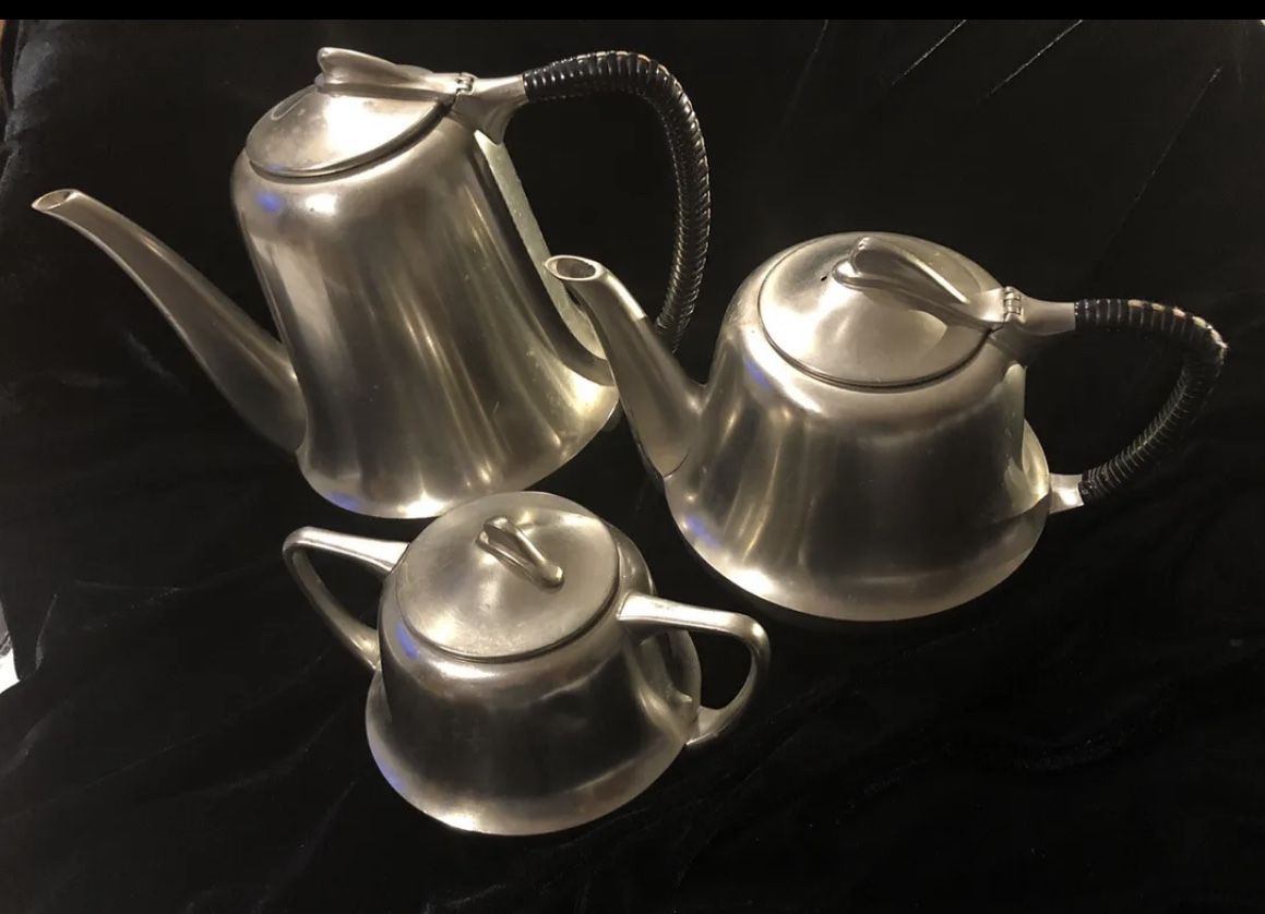 Vintage Metawa Holland Pewter Rattan Wrapped Handle Coffee Teapot Sugar Bowl Set