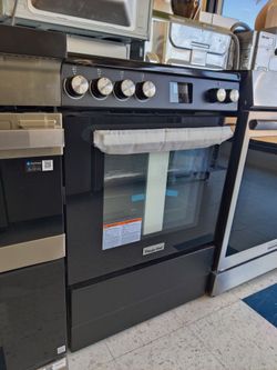 New Magic Chef 24 in 4 Burner Element Freestanding Electric Range in Black