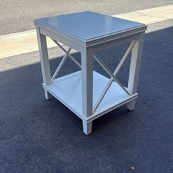 Pottery Barn, End Table