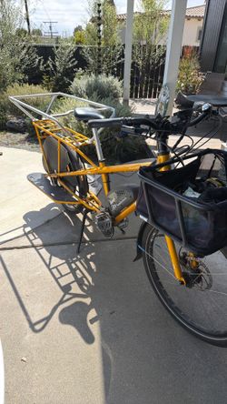 Yuba Mundo electric cargo bike