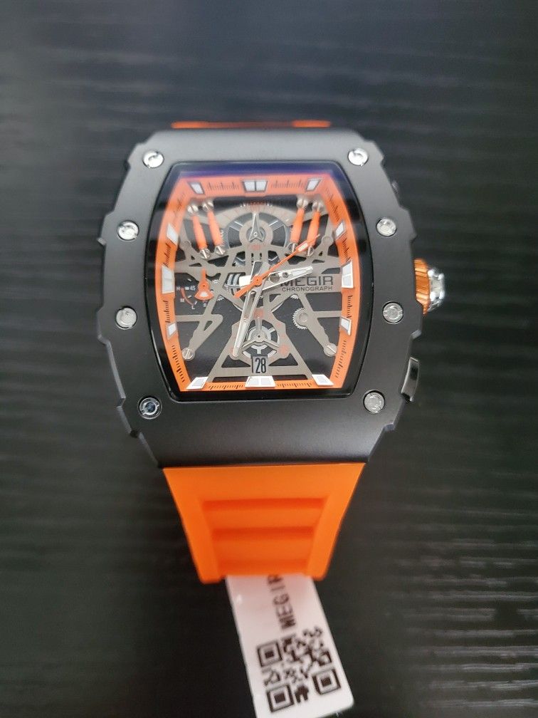 🔥 NEW IN BOX Analog Quartz Men's Waterproof Luminous Chronograph Wristwatch (orange)