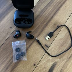 Bluetooth Headphones with 32 hr Playback time. Deep Bass