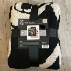Las Vegas Raiders NFL 60" x 80" Plush Throw Blanket