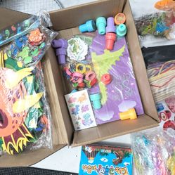  Dinosaur Birthday  Surprise  Kit Three Rex T-Rex Birthd