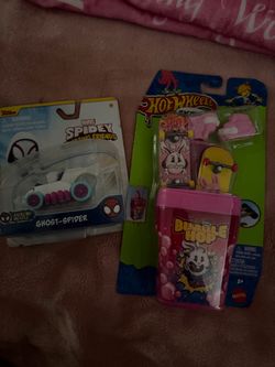 Spidey amazing friends car, hot wheels skate