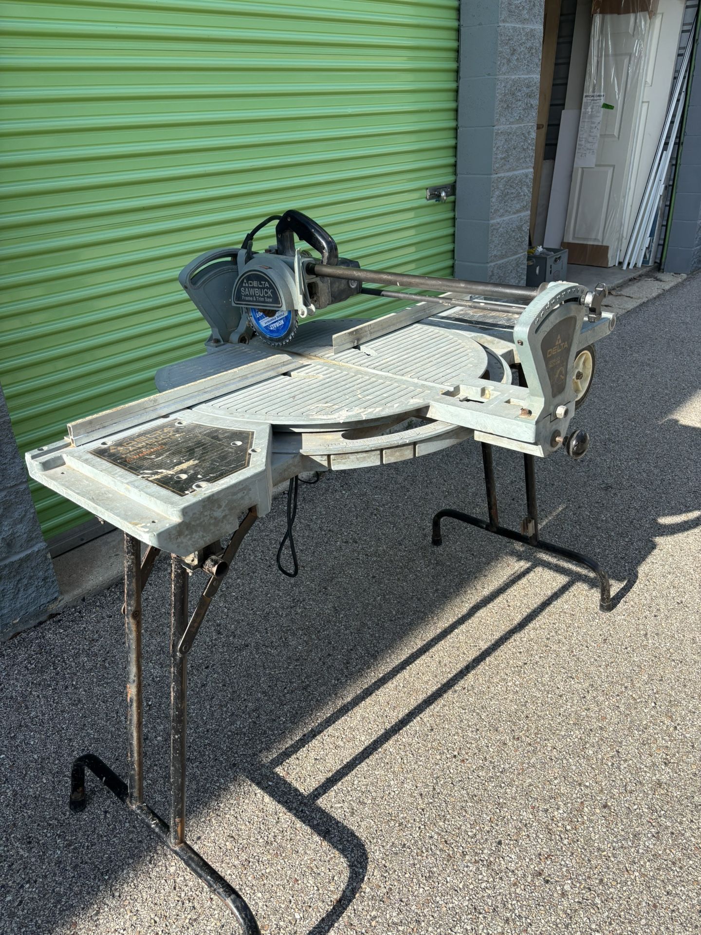 Delta Sawbuck Trim Saw