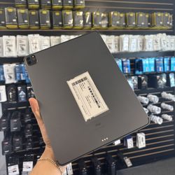 📱 Apple iPad Pro 11” (M1) 3rd Gen – 256GB – Space Gray (Wi-Fi) 🚀