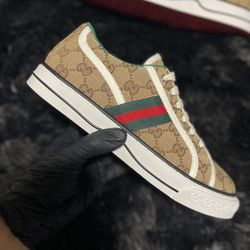 Gucci’s Shoes 