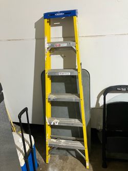 Werner Fiberglass 6 foot ladder